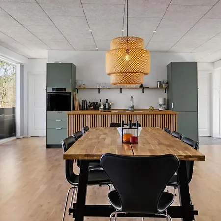 Amazing In Aakirkeby With Wifi Vester Somarken